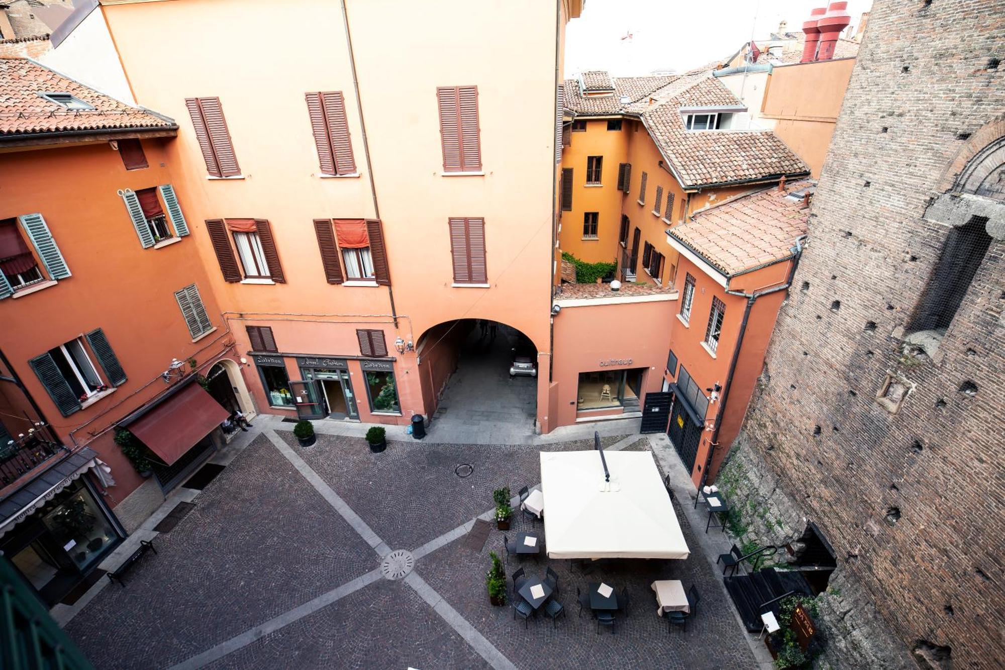 Tesoro De Galluzzi Bologna Esterno foto