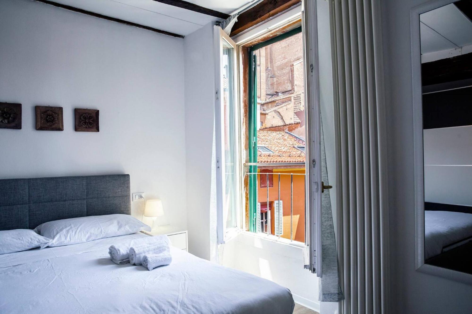 Tesoro De Galluzzi Bologna Esterno foto